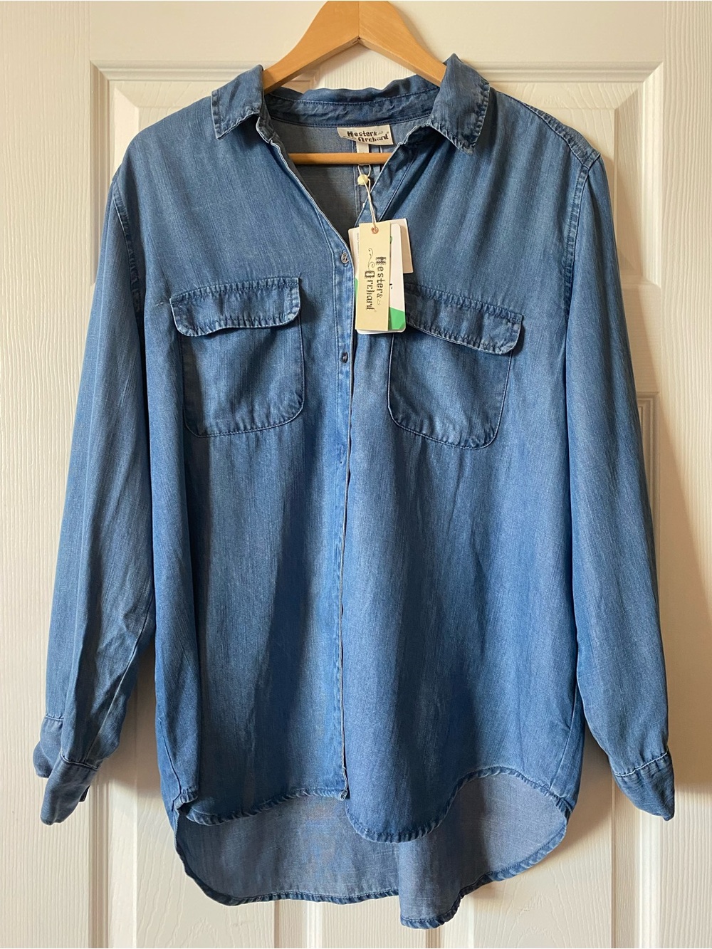 Hester & Orchard Denim Button-Front Shirt - Size Large NWT